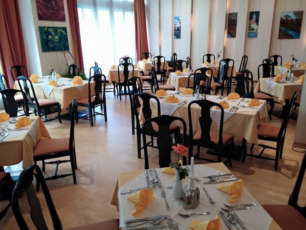 Parkhotel Krems Exterior photo