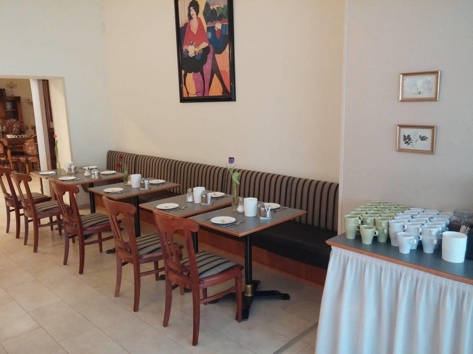 Parkhotel Krems Exterior photo